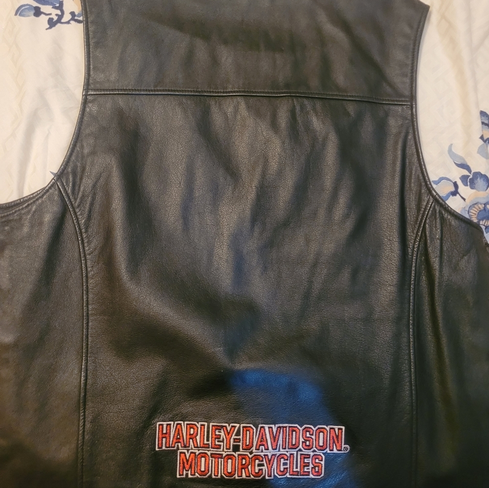 XL  Never Worm No tags no damage